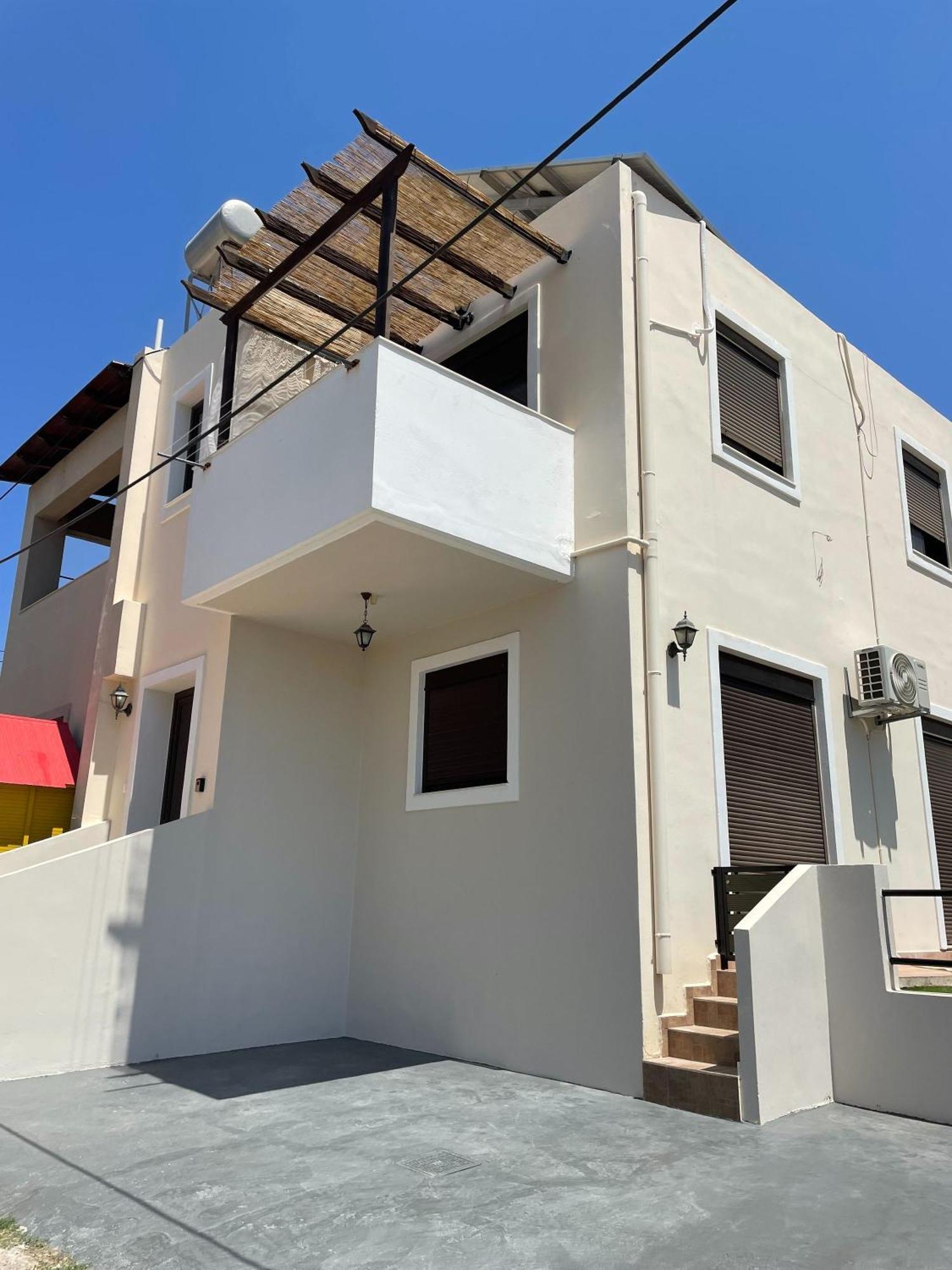 Hillside Maisonette In Rhodes Lägenhet